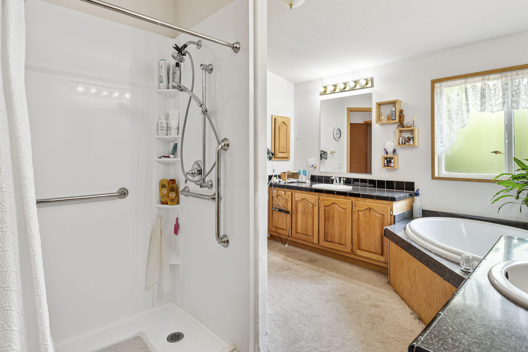 McKenzie Estates - Residential