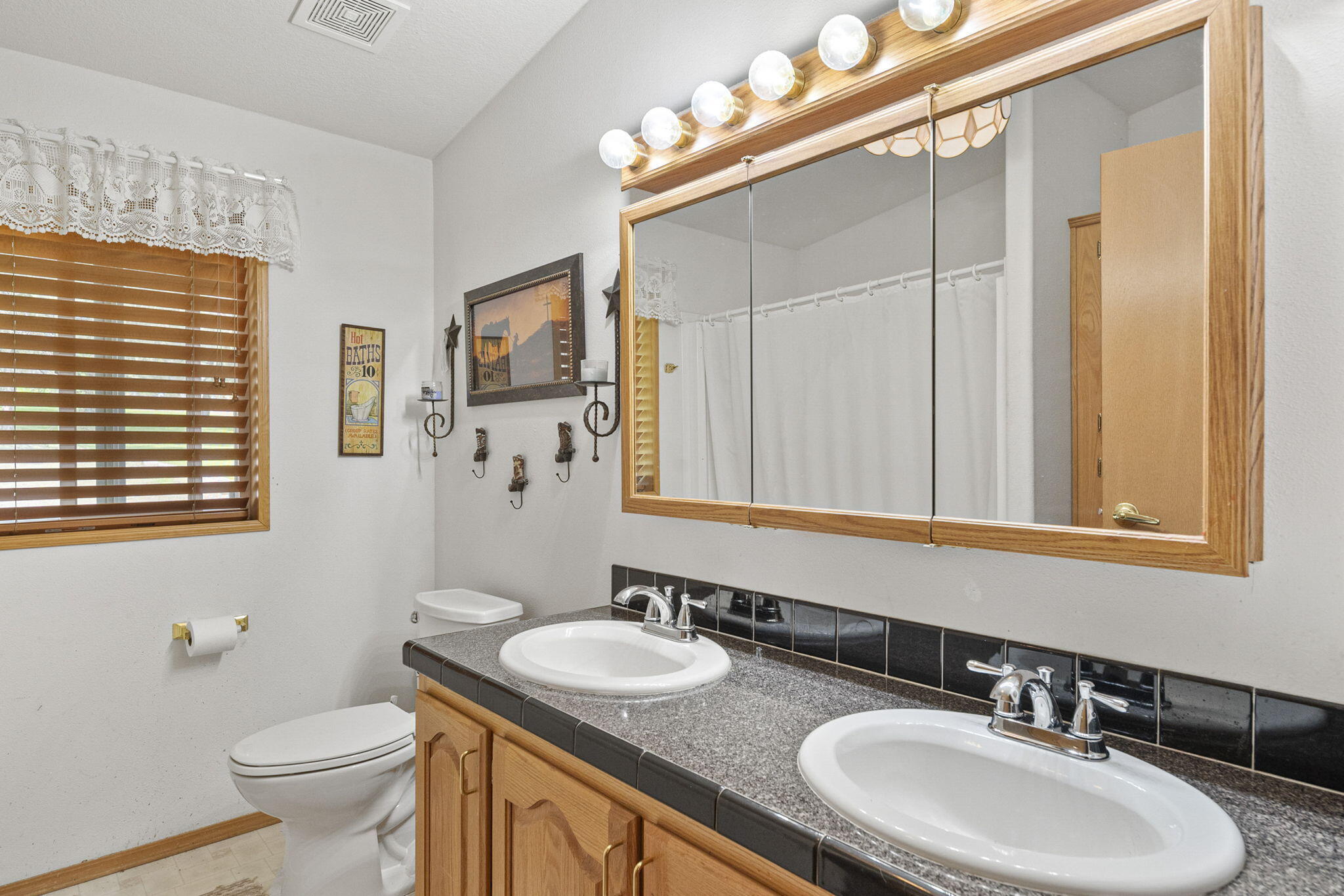 McKenzie Estates - Residential