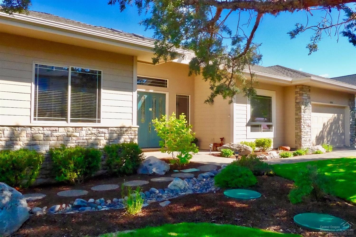 Eagle Crest - Residential