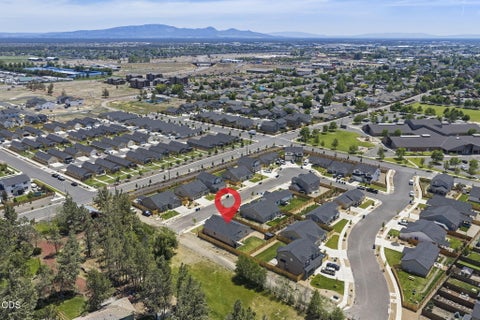 Tiny photo for 3289 NW 10th Place, Redmond, OR 97756 (MLS # 220223995)