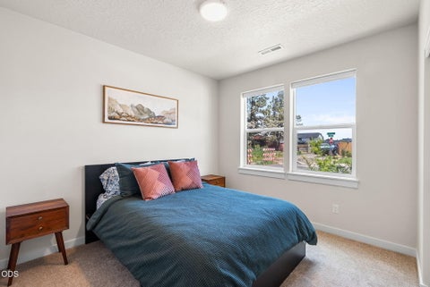 Tiny photo for 3289 NW 10th Place, Redmond, OR 97756 (MLS # 220223995)