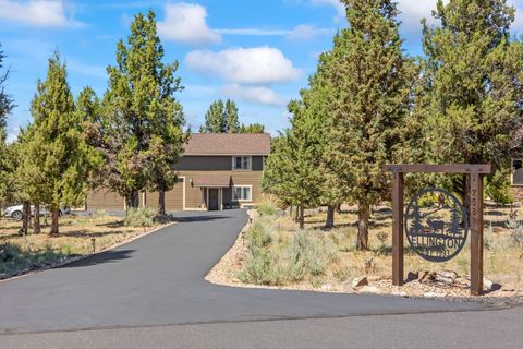 Tiny photo for 7581 SE Madison Avenue, Prineville, OR 97754 (MLS # 220215734)