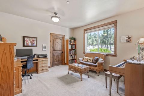 Tiny photo for 7581 SE Madison Avenue, Prineville, OR 97754 (MLS # 220215734)