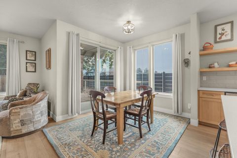 Tiny photo for 110 W Heising Drive, Sisters, OR 97759 (MLS # 220211694)