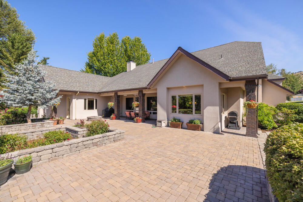 Shield Crest - Residential