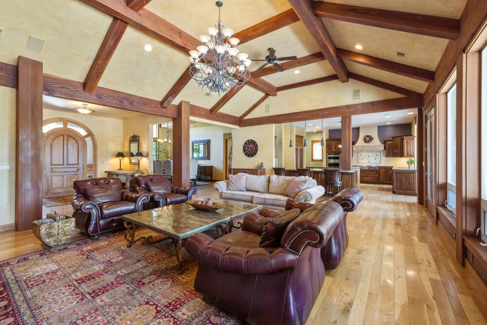 Shield Crest - Residential