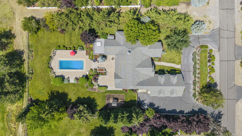 Shield Crest - Residential