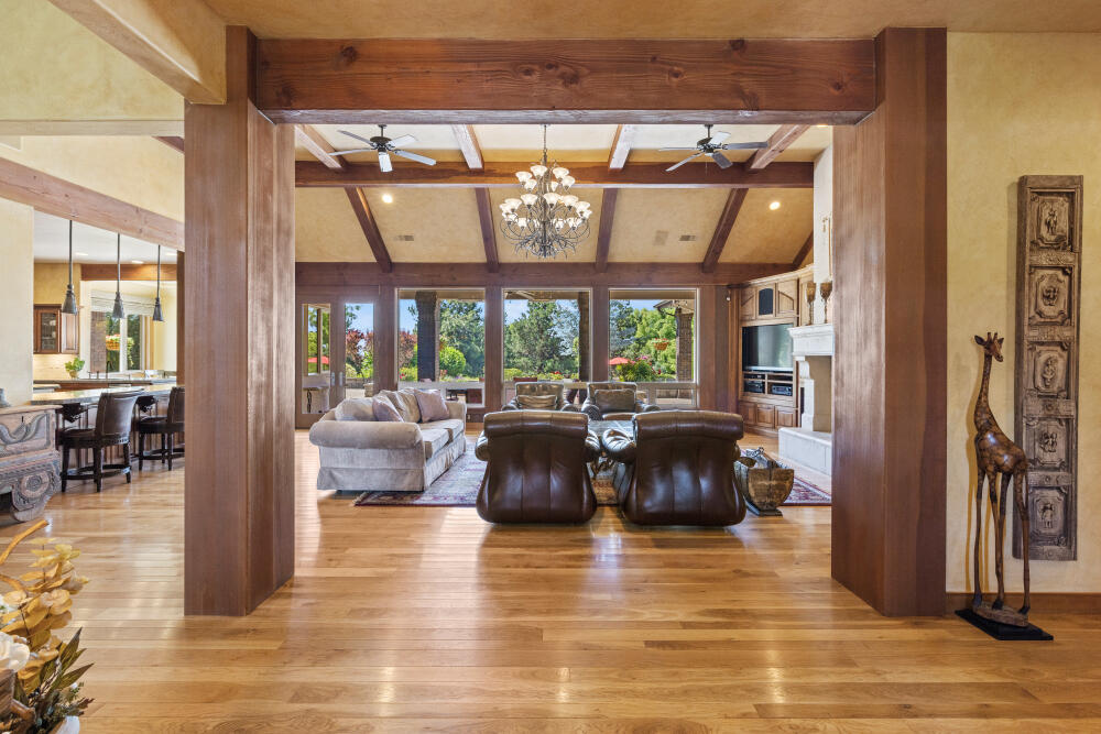 Shield Crest - Residential