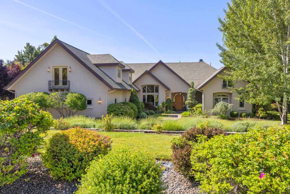 Shield Crest - Residential