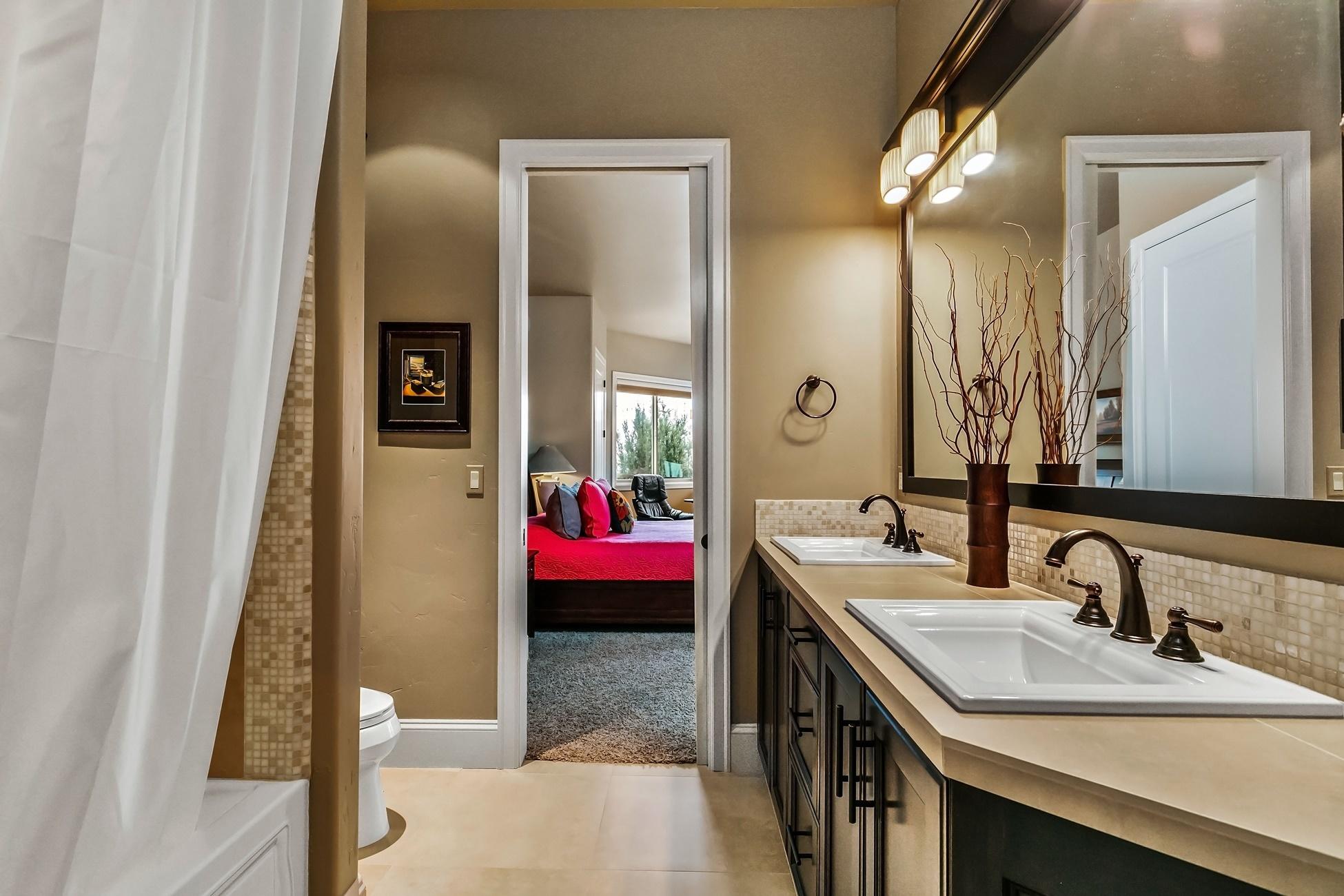 Eagle Crest - Residential