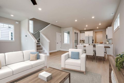 Photo of 3875 NE Petrosa Avenue, Bend, OR 97701 (MLS # 220217167)