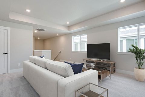 Tiny photo for 3875 NE Petrosa Avenue, Bend, OR 97701 (MLS # 220217167)