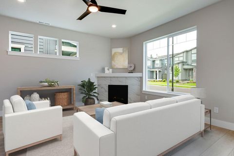 Tiny photo for 3875 NE Petrosa Avenue, Bend, OR 97701 (MLS # 220217167)