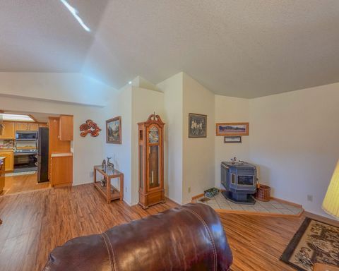 Tiny photo for 2363 Jaynes Drive, Grants Pass, OR 97527 (MLS # 220217490)