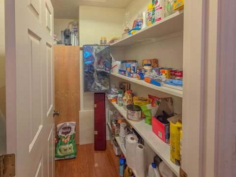 Tiny photo for 2363 Jaynes Drive, Grants Pass, OR 97527 (MLS # 220217490)