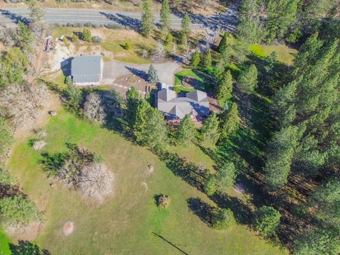 Tiny photo for 2363 Jaynes Drive, Grants Pass, OR 97527 (MLS # 220217490)