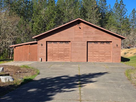 Tiny photo for 2363 Jaynes Drive, Grants Pass, OR 97527 (MLS # 220217490)