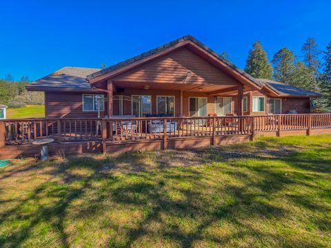 Tiny photo for 2363 Jaynes Drive, Grants Pass, OR 97527 (MLS # 220217490)