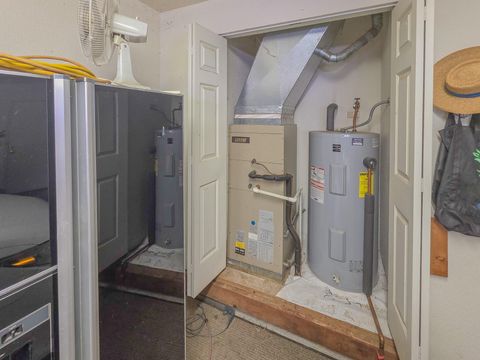 Tiny photo for 2363 Jaynes Drive, Grants Pass, OR 97527 (MLS # 220217490)