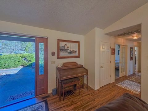 Tiny photo for 2363 Jaynes Drive, Grants Pass, OR 97527 (MLS # 220217490)