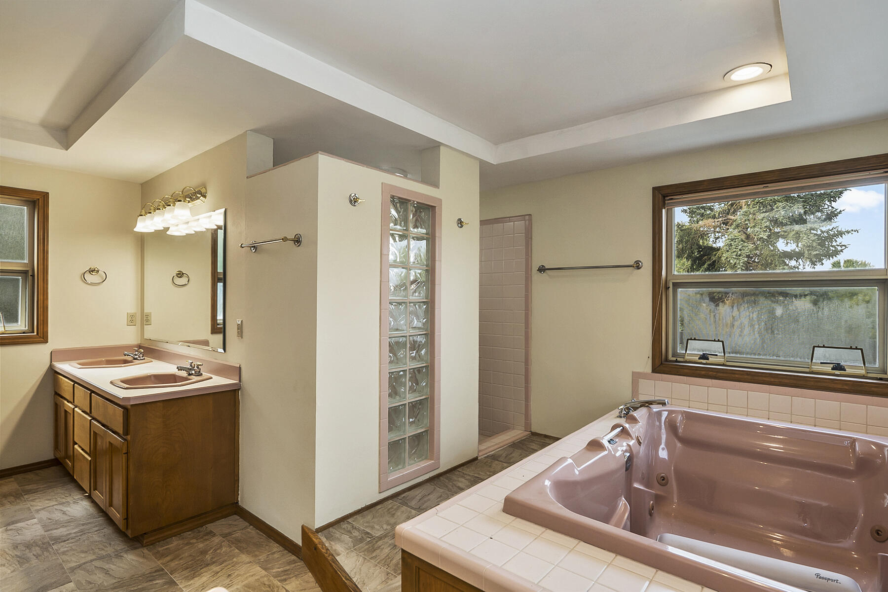 Tara View Estate - Residential