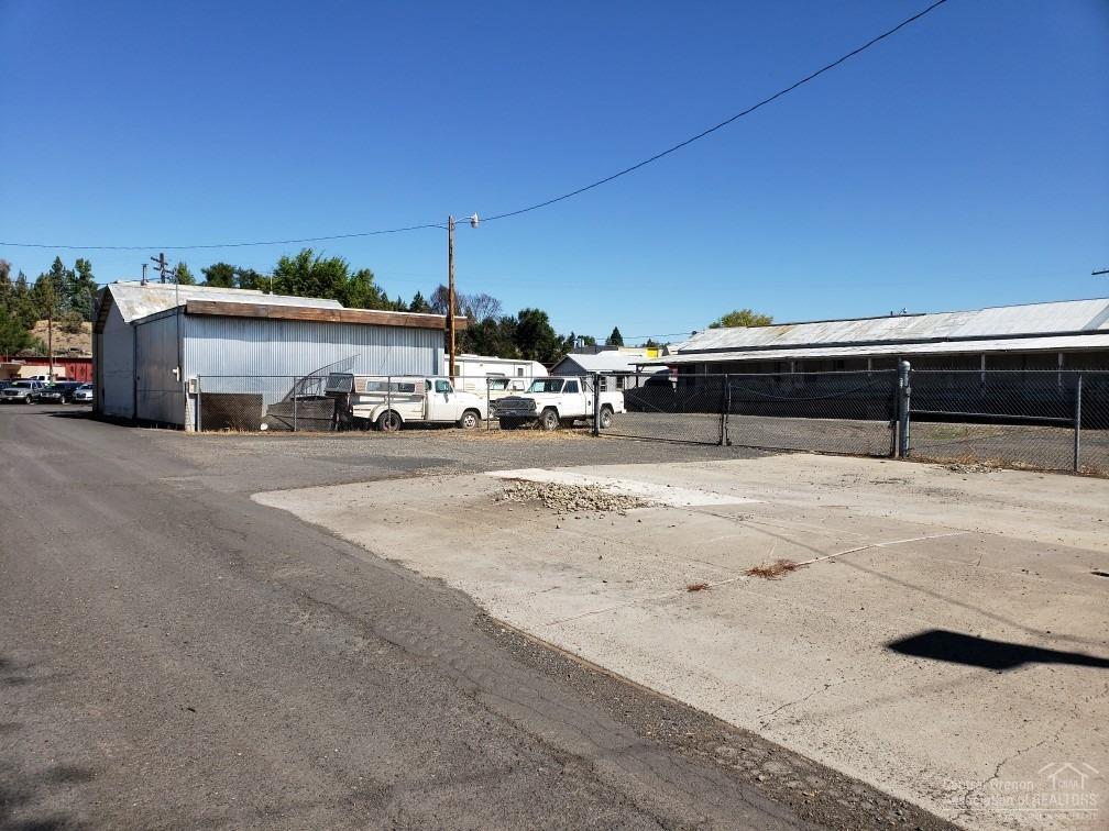 CLACC - Commercial Sale