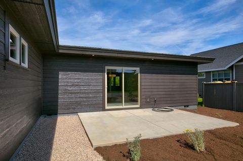 Tiny photo for 1472 NE Hudspeth Road, Prineville, OR 97754 (MLS # 220221613)