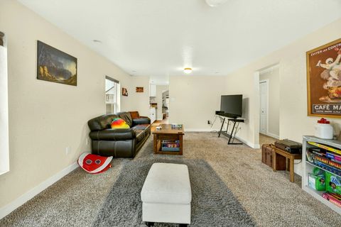 Tiny photo for 115 California Street, Ashland, OR 97520 (MLS # 220219323)