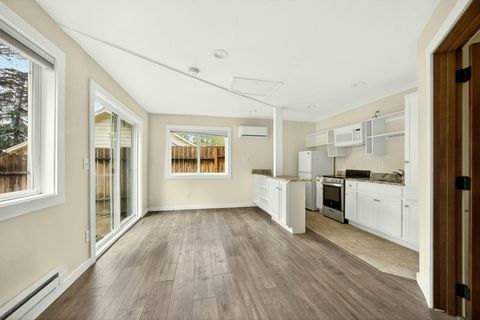 Tiny photo for 115 California Street, Ashland, OR 97520 (MLS # 220219323)