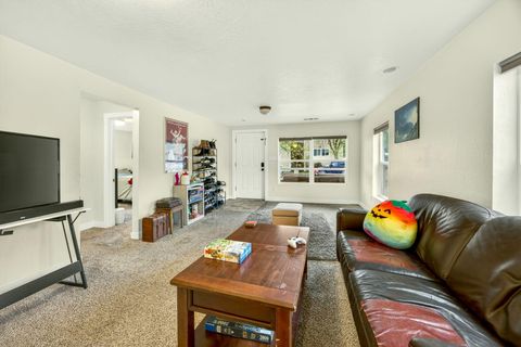 Tiny photo for 115 California Street, Ashland, OR 97520 (MLS # 220219323)