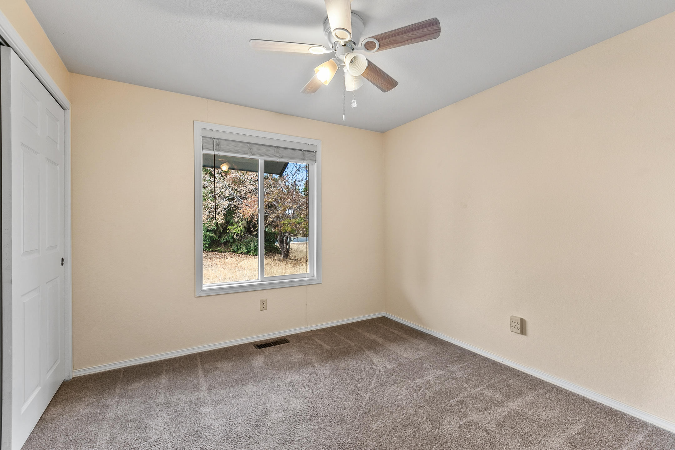 Hunters Circle - Residential