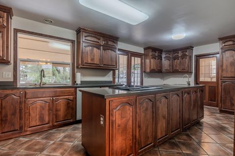 Tiny photo for 2130 E Jackson Street, Medford, OR 97504 (MLS # 220213422)