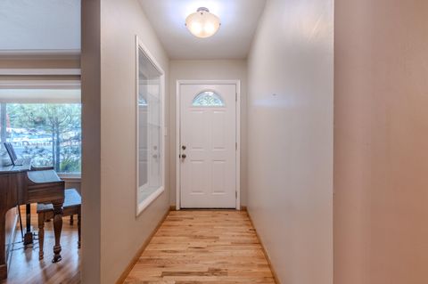 Tiny photo for 2130 E Jackson Street, Medford, OR 97504 (MLS # 220213422)