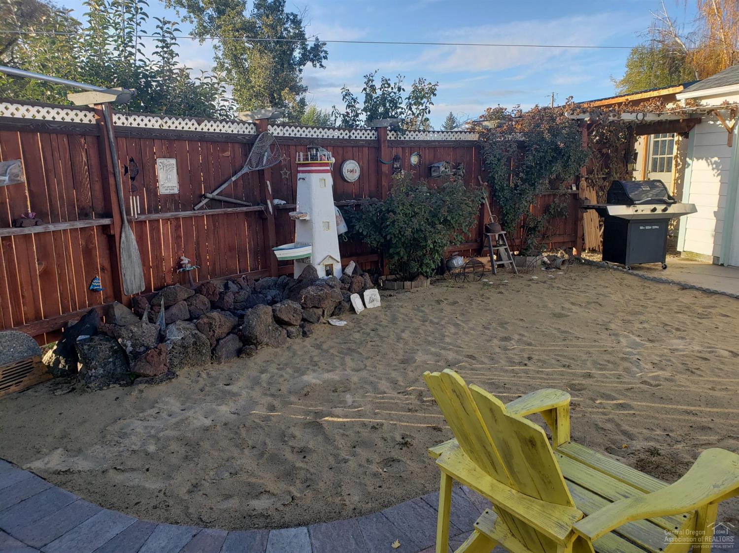 Major's - Residential