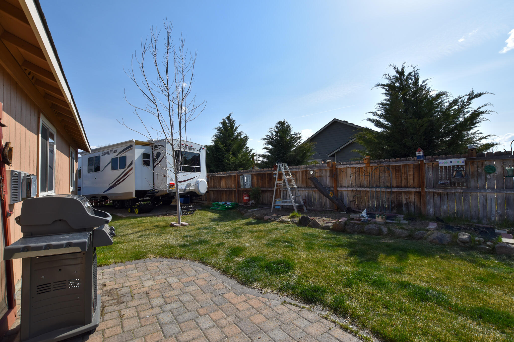 Julina Park - Residential