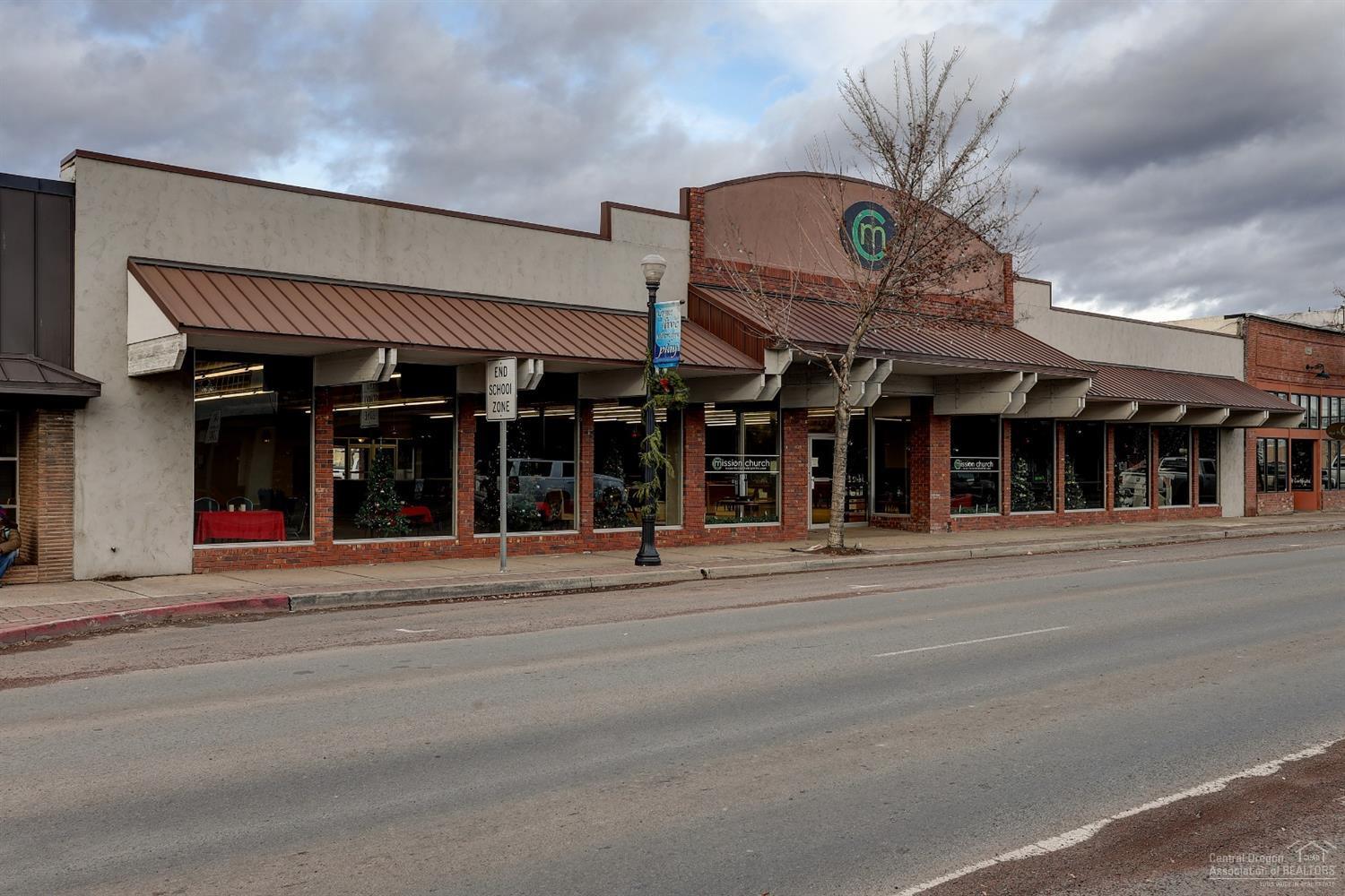 Palmain - Commercial Sale