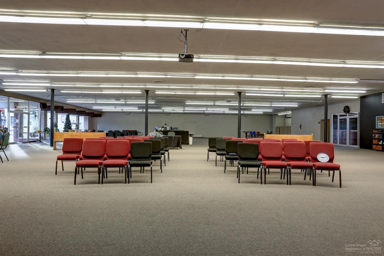 Palmain - Commercial Sale