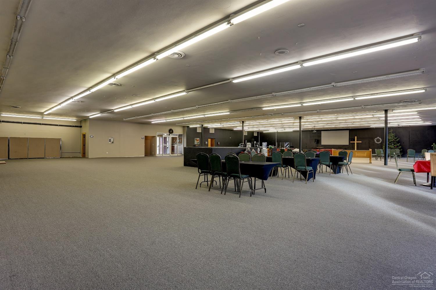 Palmain - Commercial Sale