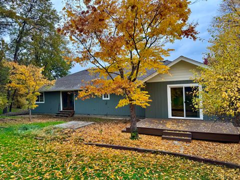 Tiny photo for 197 Jo Creek Place, Merlin, OR 97532 (MLS # 220212368)