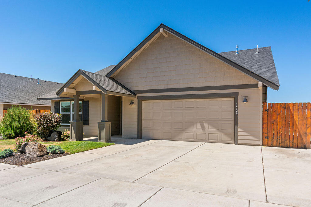 1729 NE 3rd Court