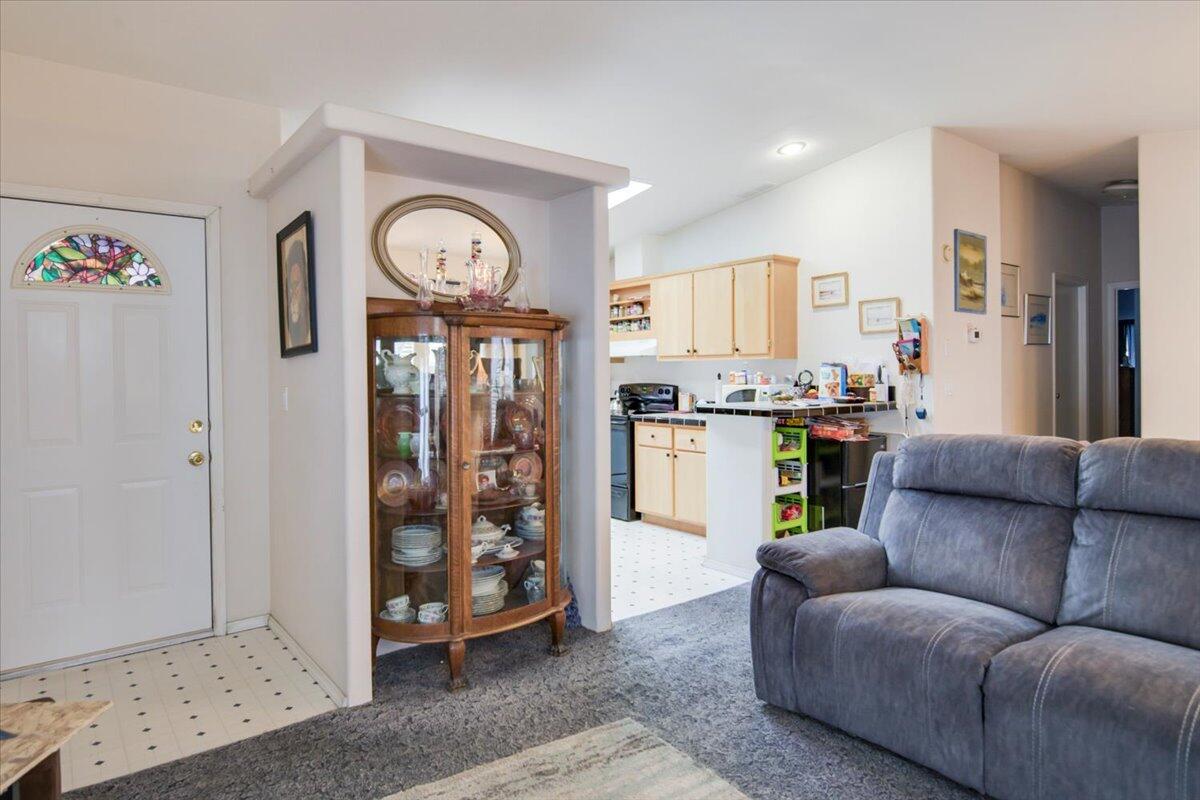 2550 SW Yarrow Creek Drive