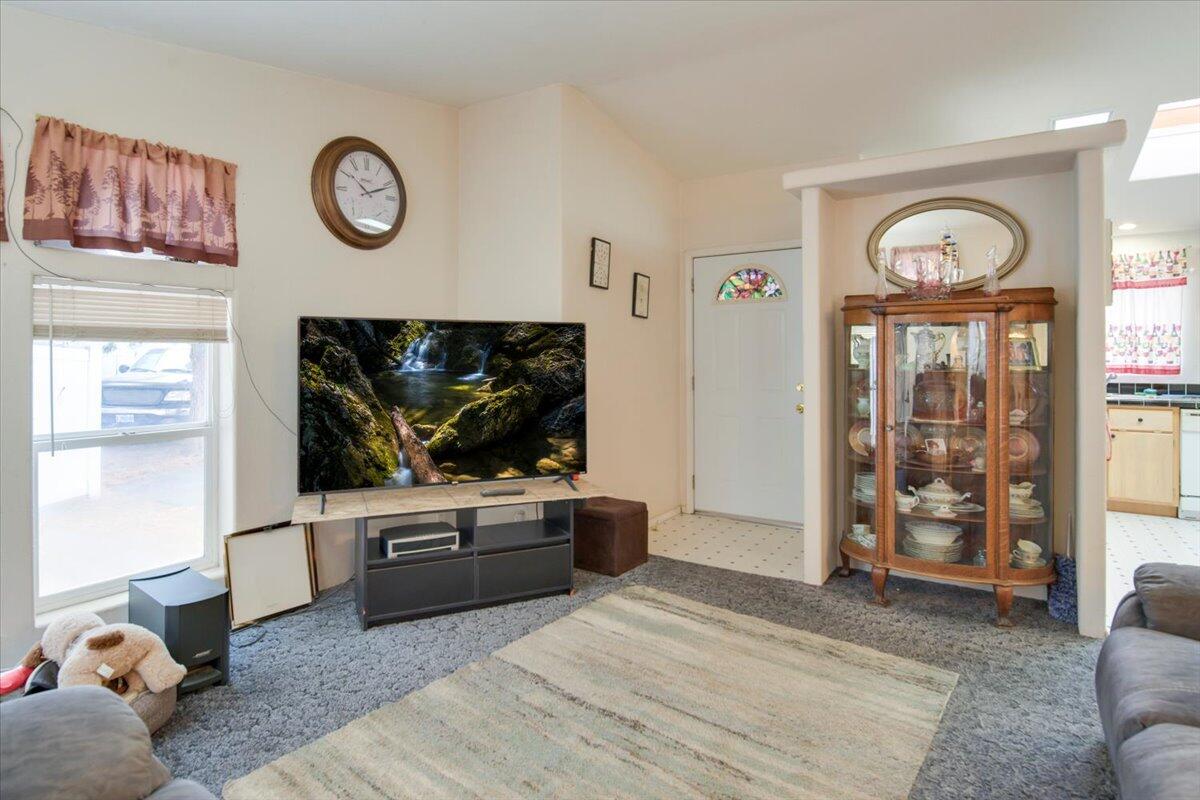 2550 SW Yarrow Creek Drive