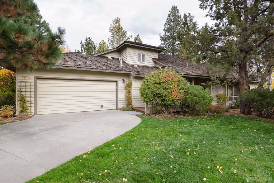 Great Location in NW Bend only minutes from trails, shopping, restaurants and schools in Rivers Edge community this home offers views of the 5th fairway yet quiet and private. Featuring two very large master Suites (one on each level) and a kitchen update in the last 3 years with corian counters and beautiful laminated wood look floors open to the great room with gas fireplace, abundant windows and bar area.