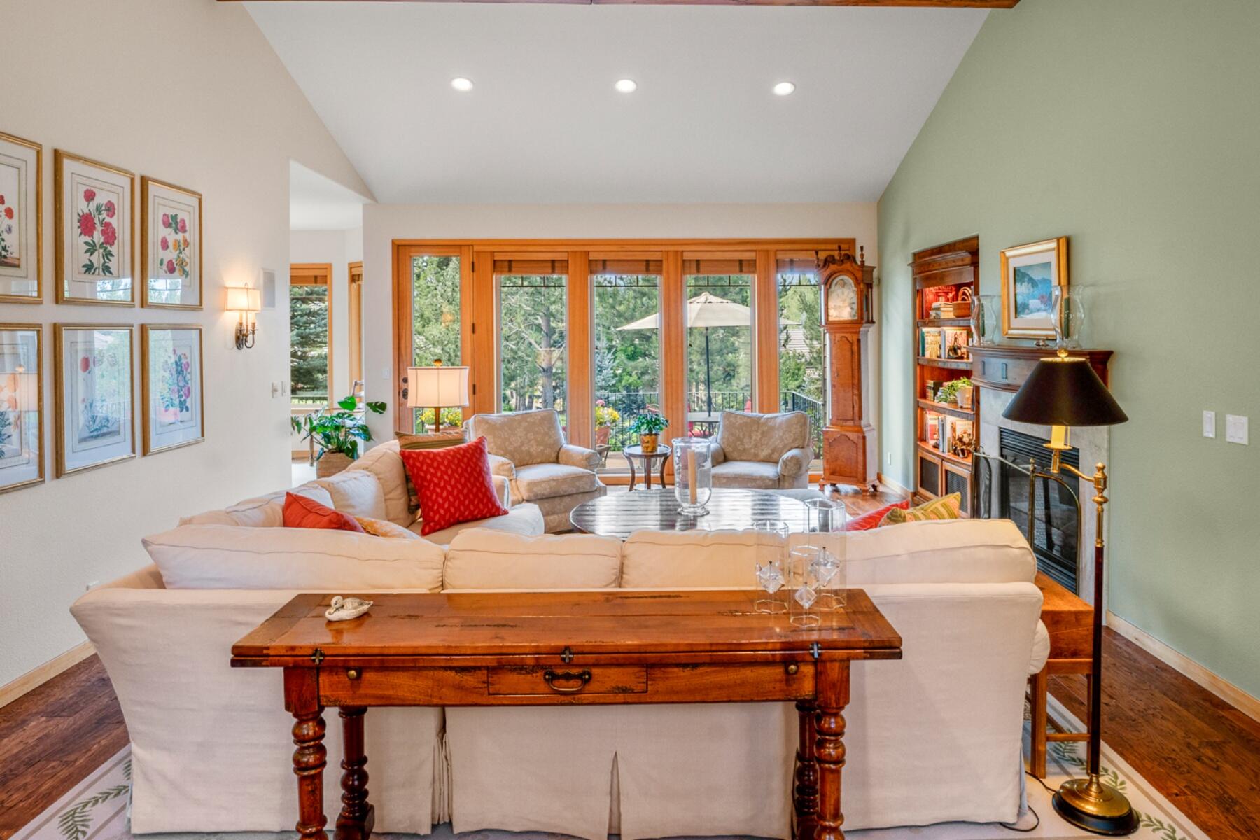 Broken Top - Residential