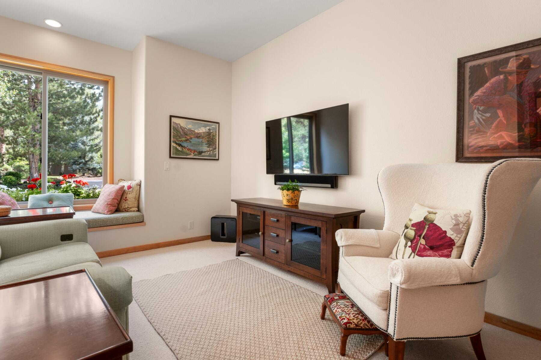 Broken Top - Residential