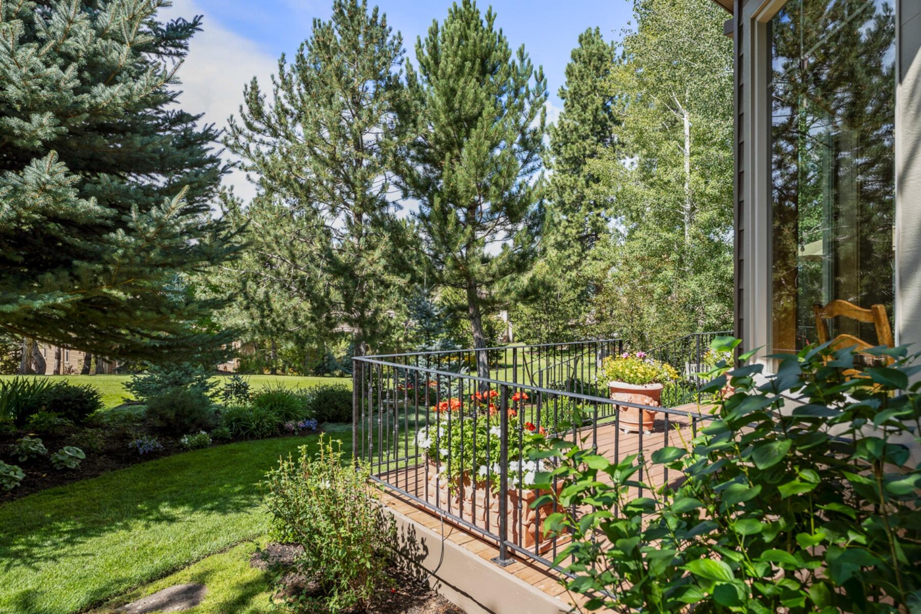 Broken Top - Residential