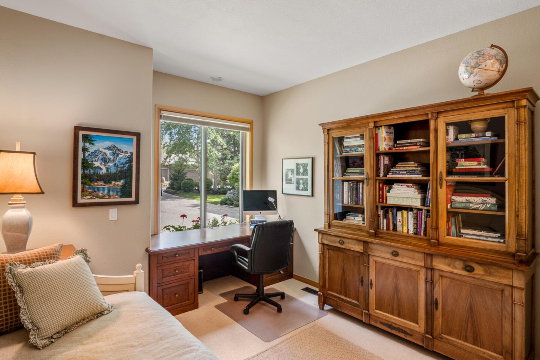 Broken Top - Residential