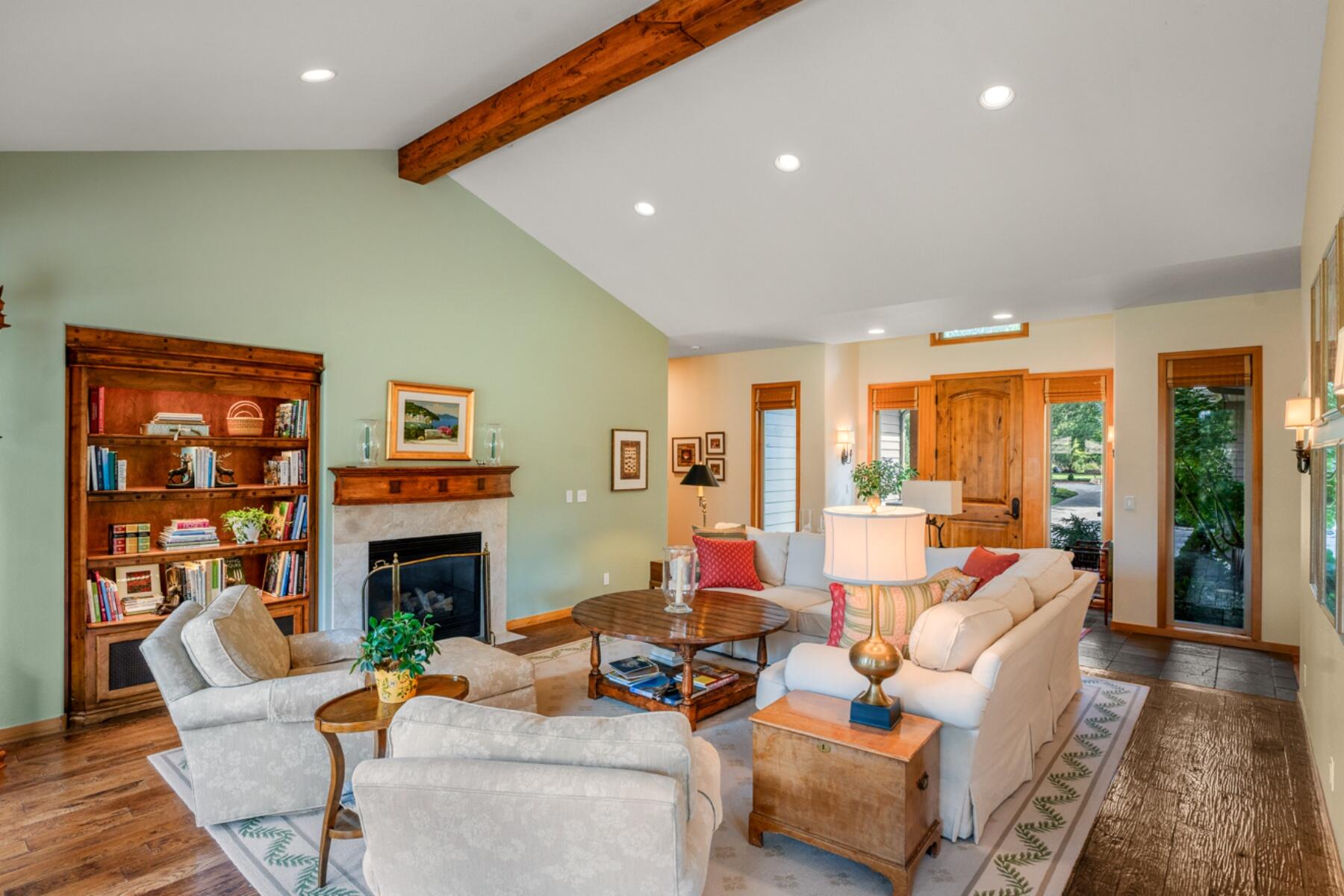 Broken Top - Residential