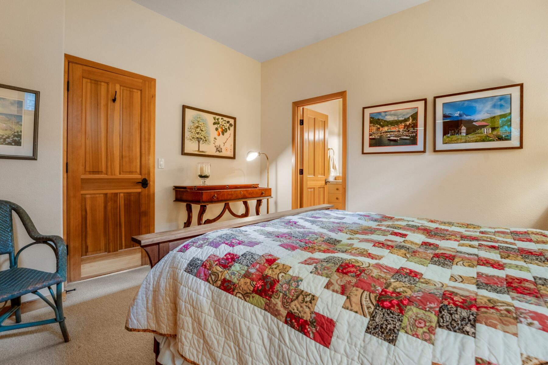 Broken Top - Residential