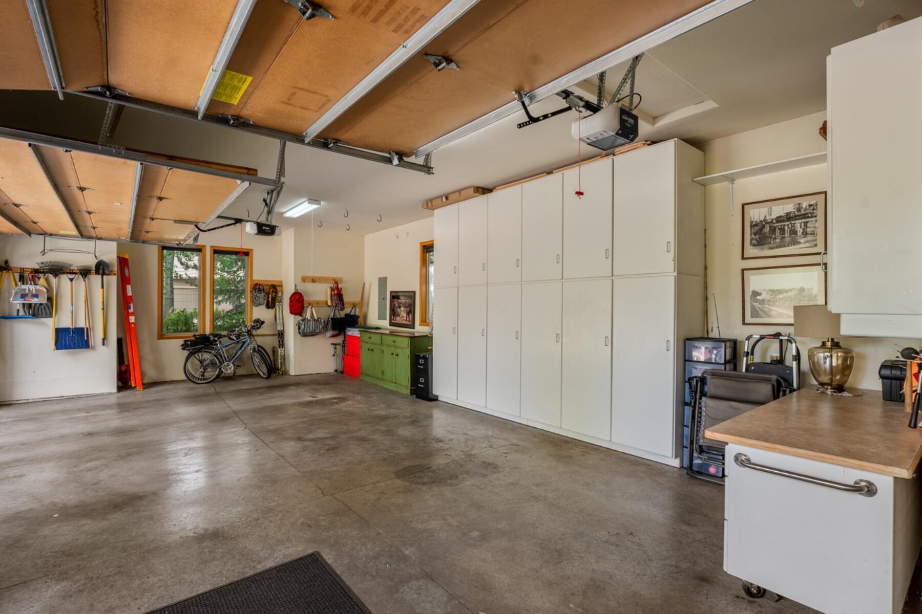 Broken Top - Residential